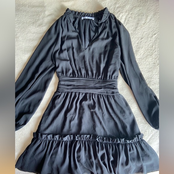 Zara Ruched Waist Mini Dress Size Small - Picture 2 of 2